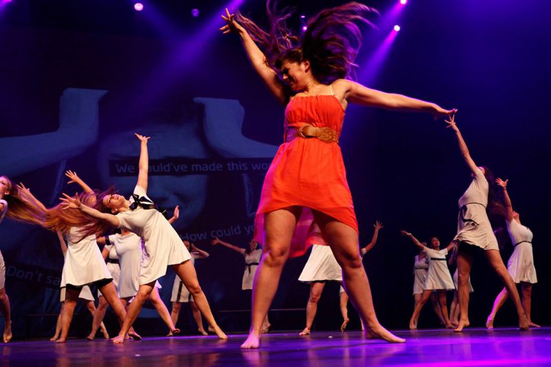 Ghislaine Dance Company Kledingverhuur - jurkje roze, oranje Earth